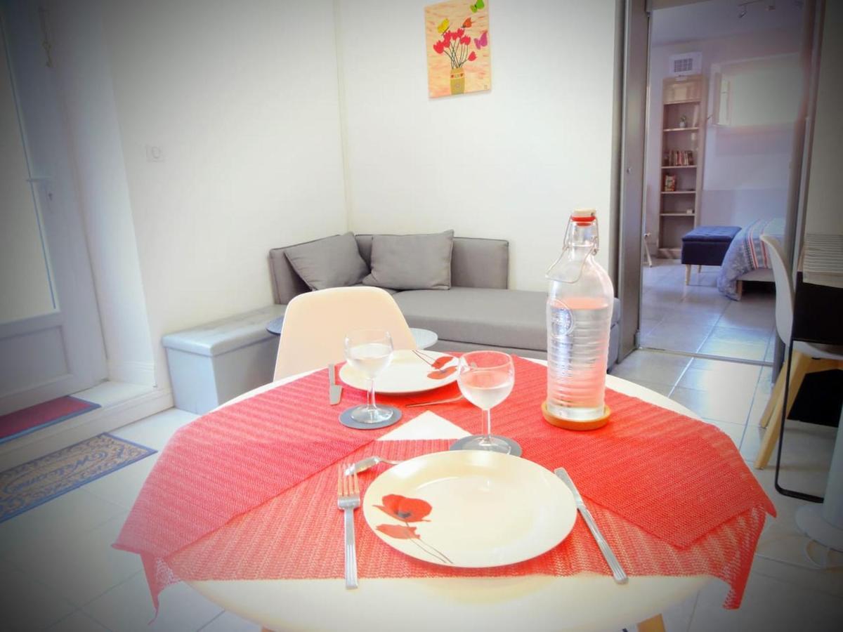 Au Petit Marcadal **Sanctuaires, Hopital, Gare** Apartment Lourdes Exterior photo